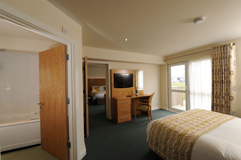 Croyde Bay Hotel Or Self Catering Exterior foto